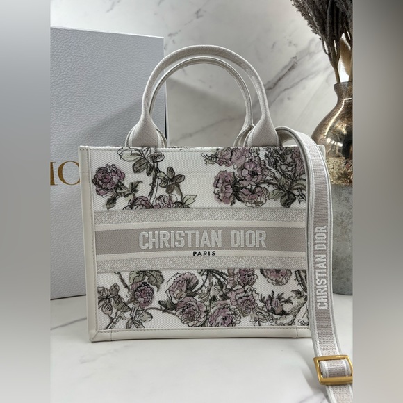 Dior Handbags - 🔥RARE!!! NEW! DIOR•Rosier de Dior Embroidered Small Book Tote